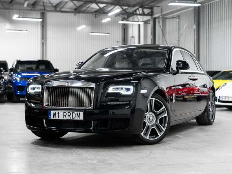 Rolls-Royce Ghost 6.6 V12 570KM. Gwiezdny sufit Starlight. Salon PL. 1 właściciel. FV23%
