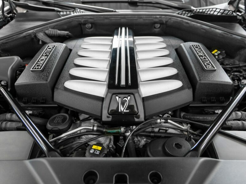 Rolls-Royce Ghost 6.6 V12 570KM. Gwiezdny sufit Starlight. Salon PL. 1 właściciel. FV23%