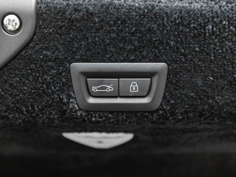 Rolls-Royce Ghost 6.6 V12 570KM. Gwiezdny sufit Starlight. Salon PL. 1 właściciel. FV23%