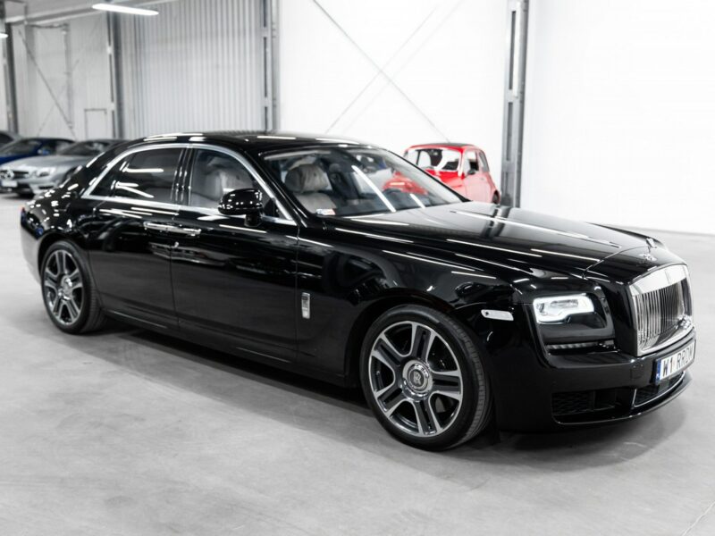 Rolls-Royce Ghost 6.6 V12 570KM. Gwiezdny sufit Starlight. Salon PL. 1 właściciel. FV23%