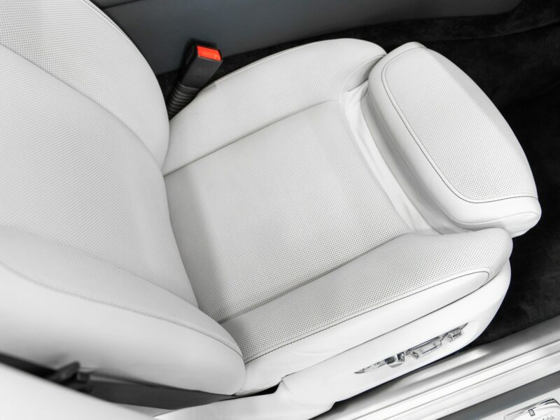 Rolls-Royce Ghost 6.6 V12 570KM. Gwiezdny sufit Starlight. Salon PL. 1 właściciel. FV23%
