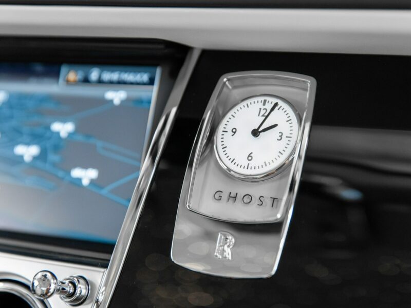 Rolls-Royce Ghost 6.6 V12 570KM. Gwiezdny sufit Starlight. Salon PL. 1 właściciel. FV23%