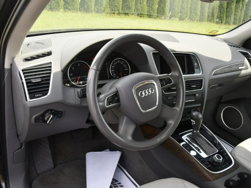 Audi Q5 3,0tdi Quattro. Navi.Klimatr 2 str.Skóry,Podg.Fotele.S-Line,Zarejestro 8R (2008-)