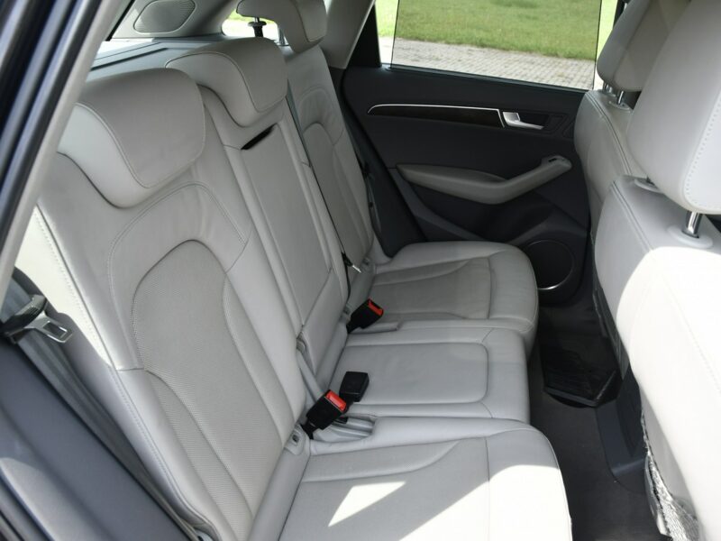 Audi Q5 3,0tdi Quattro. Navi.Klimatr 2 str.Skóry,Podg.Fotele.S-Line,Zarejestro 8R (2008-)