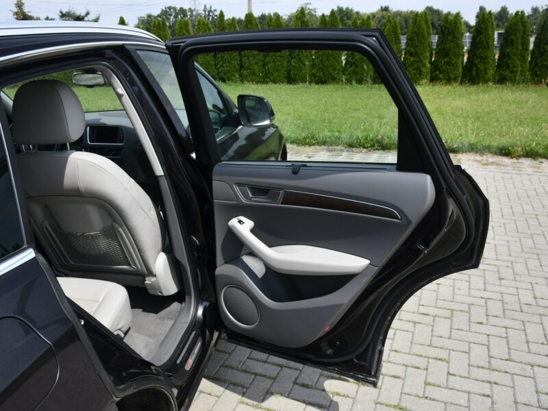 Audi Q5 3,0tdi Quattro. Navi.Klimatr 2 str.Skóry,Podg.Fotele.S-Line,Zarejestro 8R (2008-)
