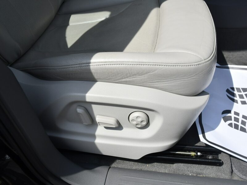 Audi Q5 3,0tdi Quattro. Navi.Klimatr 2 str.Skóry,Podg.Fotele.S-Line,Zarejestro 8R (2008-)