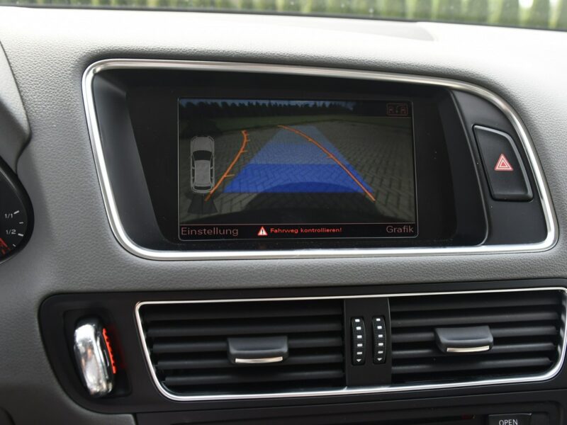 Audi Q5 3,0tdi Quattro. Navi.Klimatr 2 str.Skóry,Podg.Fotele.S-Line,Zarejestro 8R (2008-)