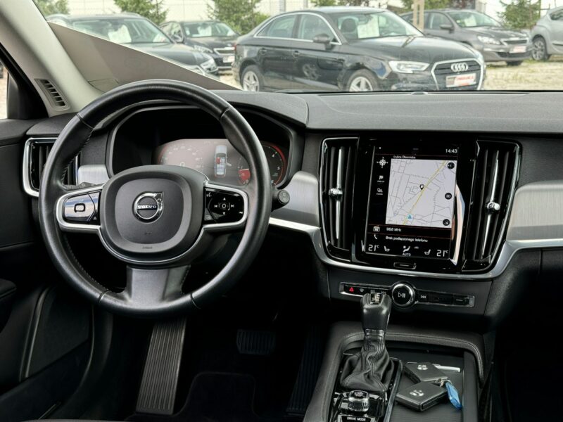 Volvo V90 *BEZWYPADKOWY*Serwis w ASO*Nowy Rozrząd*ROCZNA GWARANCJA*Momentum Pro*