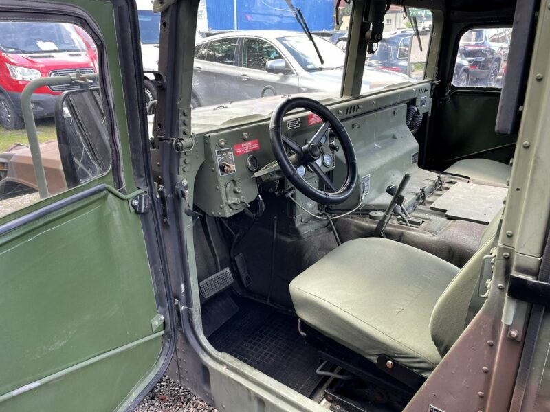 Hummer H1 Posiadamy każdą konfiguracje, chcesz Hummera zadzwoń dogadamy się.
