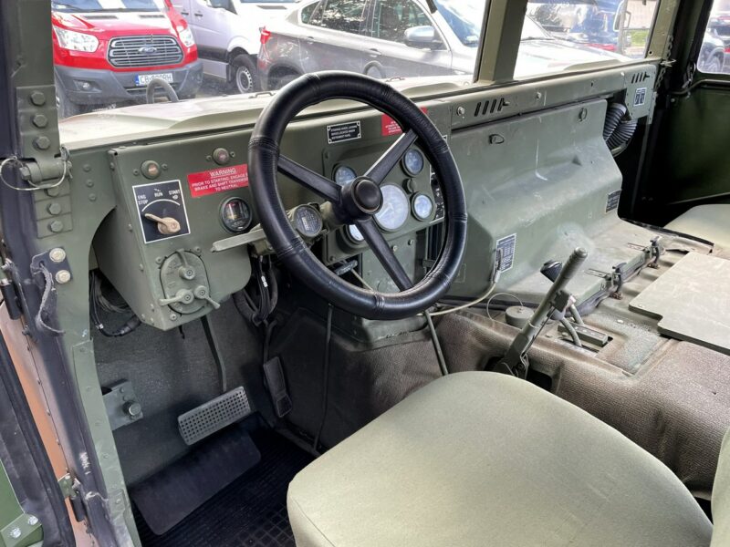 Hummer H1 Posiadamy każdą konfiguracje, chcesz Hummera zadzwoń dogadamy się.