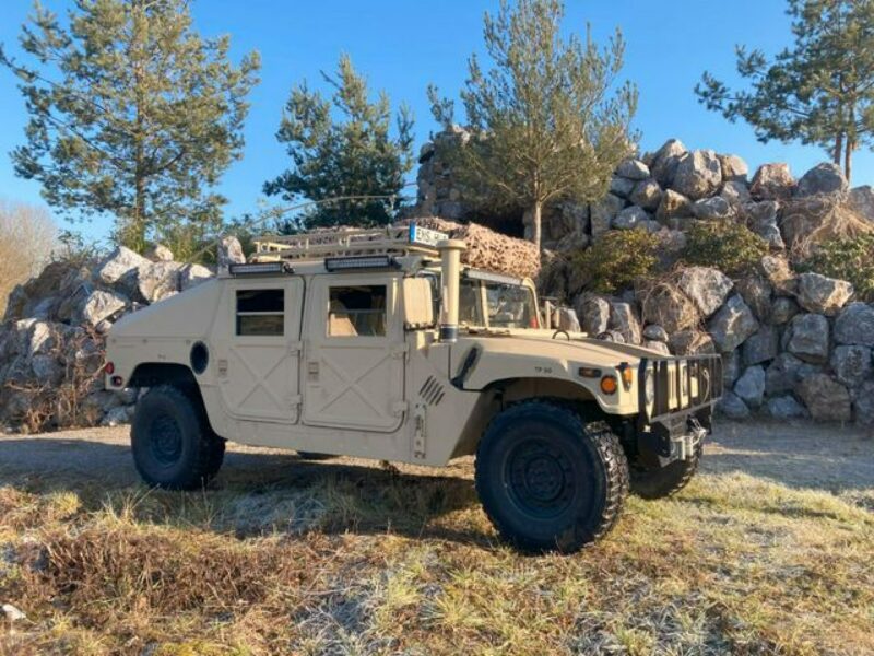 Hummer H1 Posiadamy każdą konfiguracje, chcesz Hummera zadzwoń dogadamy się.