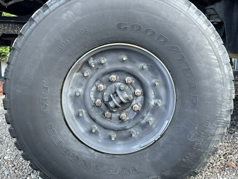 Hummer H1 Posiadamy każdą konfiguracje, chcesz Hummera zadzwoń dogadamy się.
