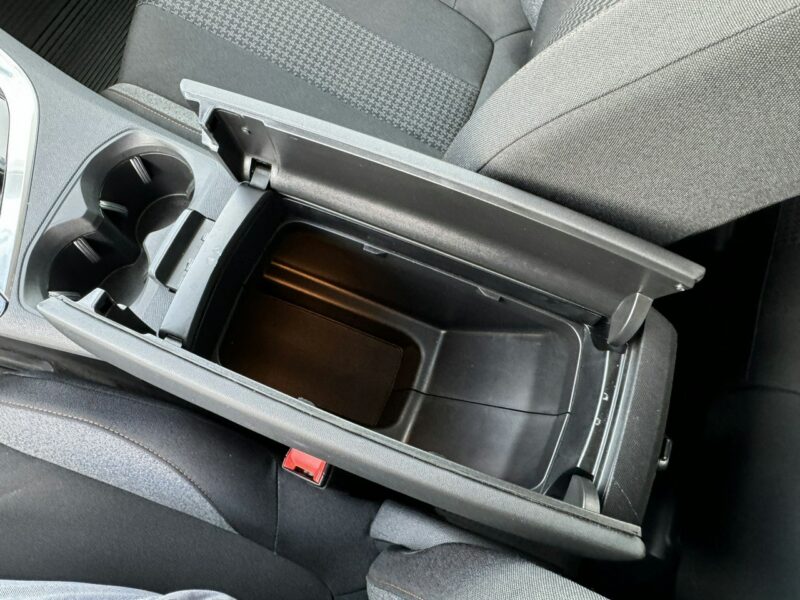 Peugeot 3008 *Potwierdzony Przebieg*Roczna Gwarancja Techniczna* II (2016-)