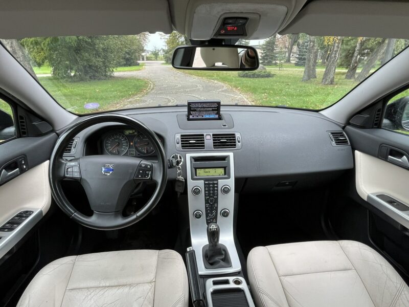 Volvo V50 Volvo V50 Lift 2011r 2.0B Nawigacja Climatronic Alufelgi Hak Zarejestr II (2007-)