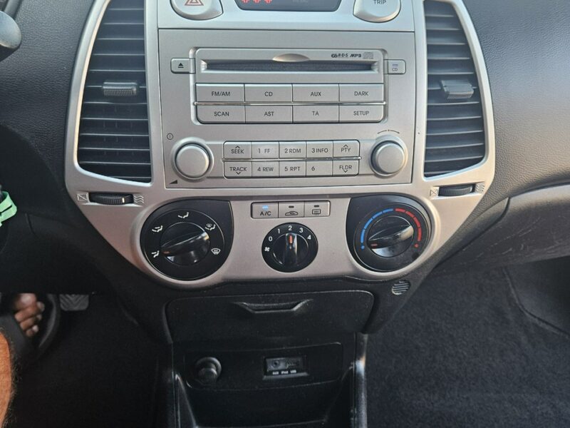Hyundai i20 Opłacony Zdrowy Zadbany Serwisowany z Klimatyzacją 1 WŁ I (2008-2014)