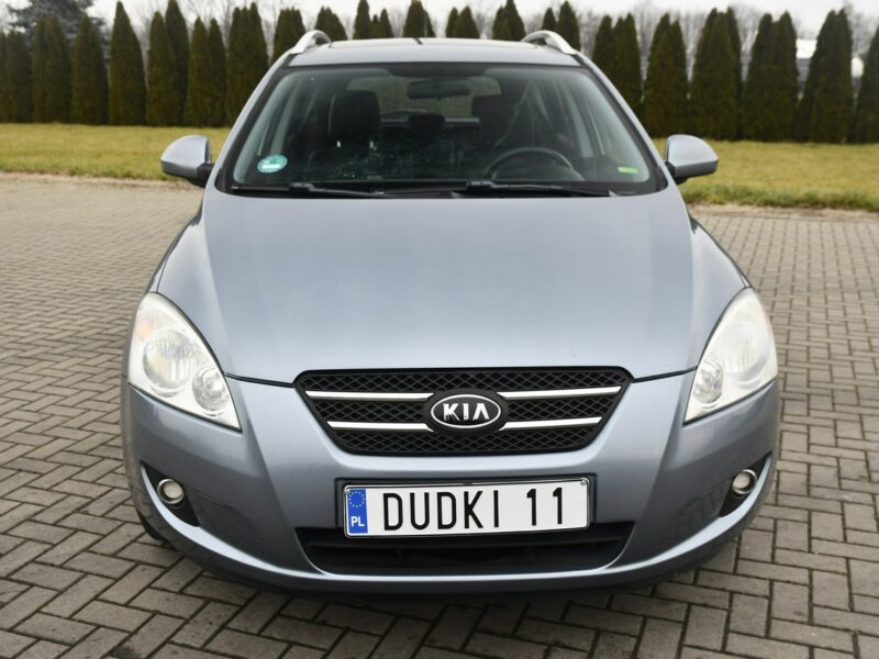 Kia Cee'd 1,6benz Szyberdach.Hak.Pół-Skóry.Klimatronic 2 STR.Serwis I (2006-2012)