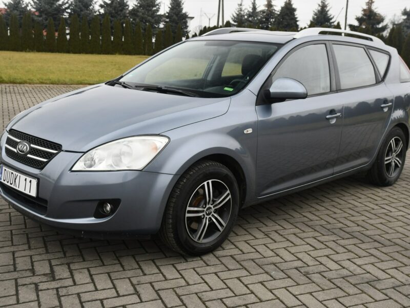 Kia Cee'd 1,6benz Szyberdach.Hak.Pół-Skóry.Klimatronic 2 STR.Serwis I (2006-2012)