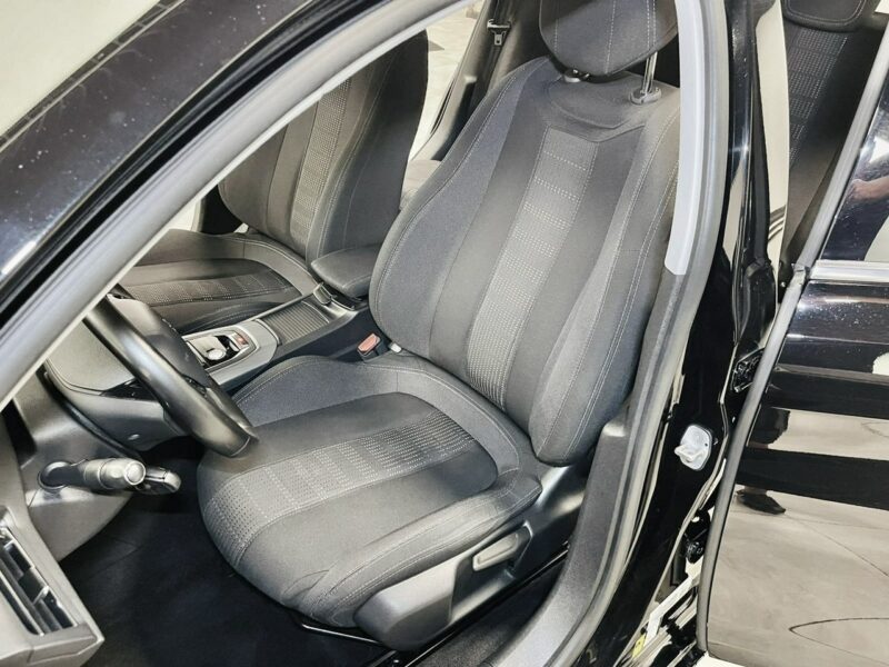 Peugeot 308 SW 2.0 Blue-HDi 150KM*Automat*Full LED*Lift*Navi GPS*Kamera*Alu GT 17 III (2013-)