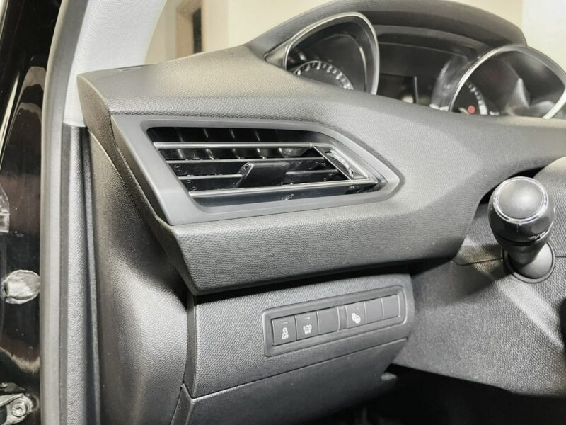 Peugeot 308 SW 2.0 Blue-HDi 150KM*Automat*Full LED*Lift*Navi GPS*Kamera*Alu GT 17 III (2013-)