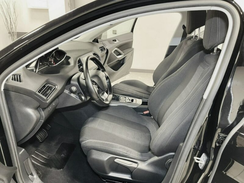 Peugeot 308 SW 2.0 Blue-HDi 150KM*Automat*Full LED*Lift*Navi GPS*Kamera*Alu GT 17 III (2013-)