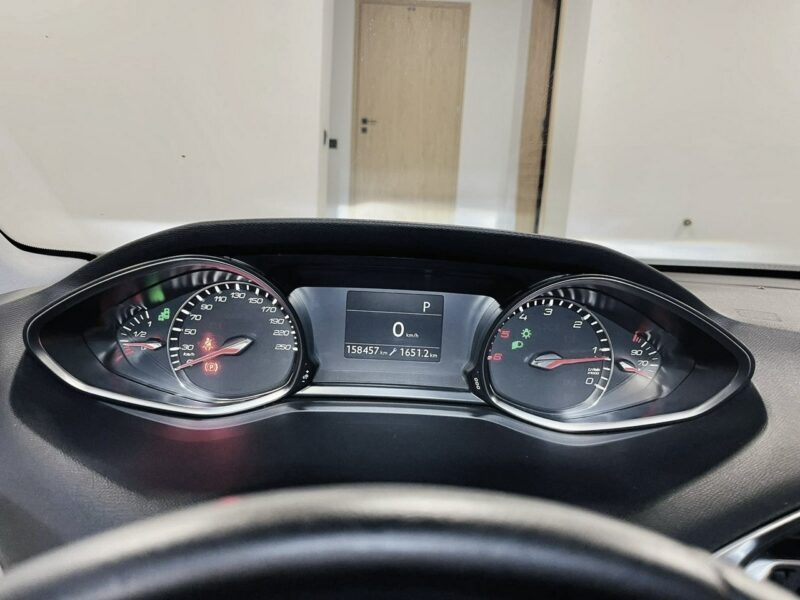 Peugeot 308 SW 2.0 Blue-HDi 150KM*Automat*Full LED*Lift*Navi GPS*Kamera*Alu GT 17 III (2013-)