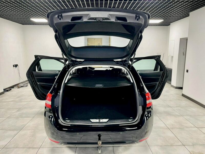 Peugeot 308 SW 2.0 Blue-HDi 150KM*Automat*Full LED*Lift*Navi GPS*Kamera*Alu GT 17 III (2013-)