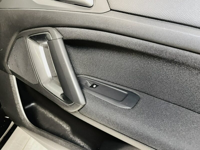 Peugeot 308 SW 2.0 Blue-HDi 150KM*Automat*Full LED*Lift*Navi GPS*Kamera*Alu GT 17 III (2013-)