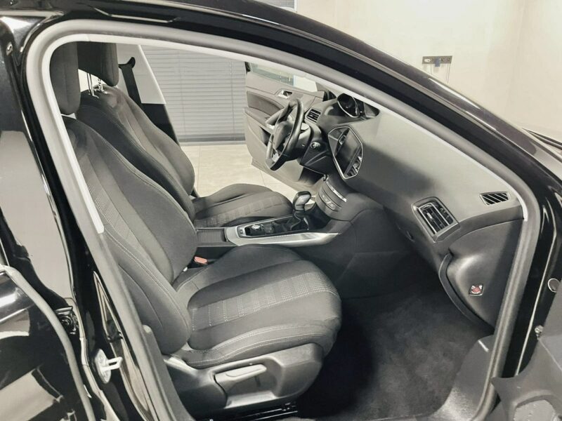 Peugeot 308 SW 2.0 Blue-HDi 150KM*Automat*Full LED*Lift*Navi GPS*Kamera*Alu GT 17 III (2013-)