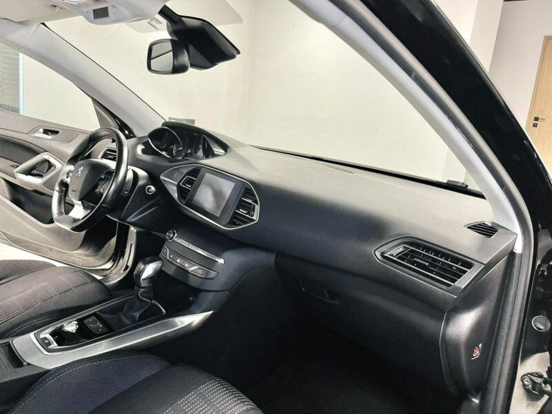 Peugeot 308 SW 2.0 Blue-HDi 150KM*Automat*Full LED*Lift*Navi GPS*Kamera*Alu GT 17 III (2013-)