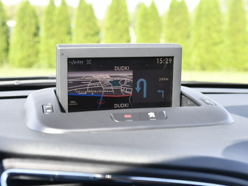 Peugeot 5008 1,6Benz DUDKI11 7 Foteli,Panorama Dach,Klimatr 2 str.Navigacja.OKAZJA I (2009-2017)