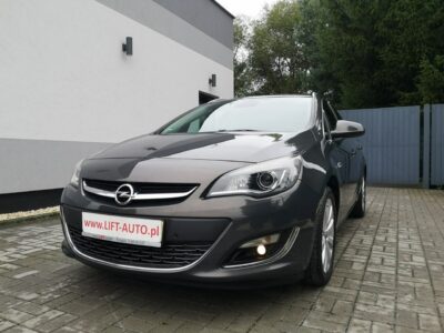 Opel Astra 1.4 16v 140KM Klimatronik Tempomat LIFT NAVI Xenon Ledy ALU Gwarancja J (2009-2019)