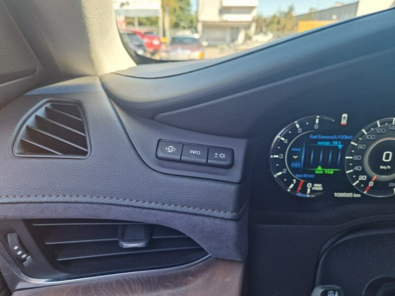 Cadillac Escalade 6.2 Benzyna V8 410 KM, 4x4, DVD, 3 Monitory, Full LED, Kamery 360, Hak IV (2015-)