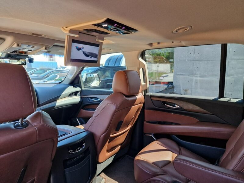 Cadillac Escalade 6.2 Benzyna V8 410 KM, 4x4, DVD, 3 Monitory, Full LED, Kamery 360, Hak IV (2015-)