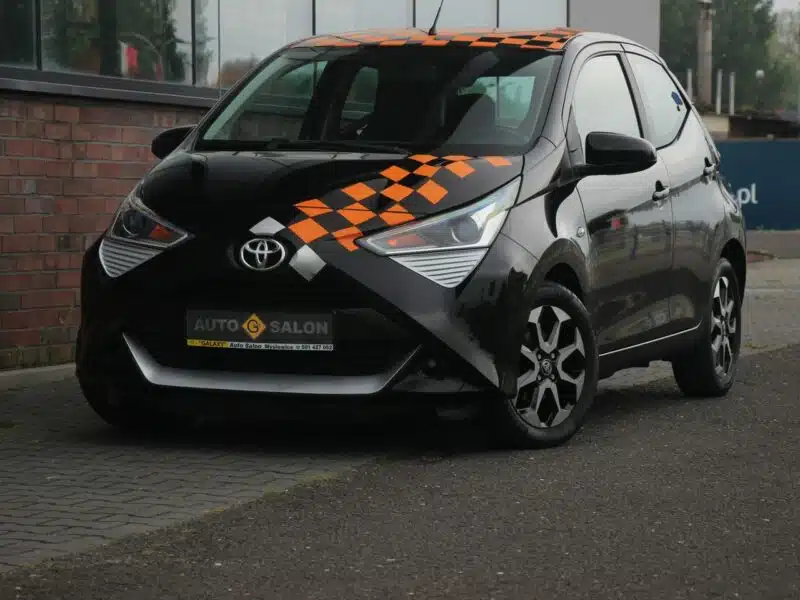 Toyota Aygo 11.2018*Navi*Klima*GrzaneFotele*Kamera*Esp*Led*BT*Alu*Android*GwarVGS II (2014-)