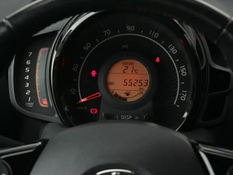 Toyota Aygo 11.2018*Navi*Klima*GrzaneFotele*Kamera*Esp*Led*BT*Alu*Android*GwarVGS II (2014-)
