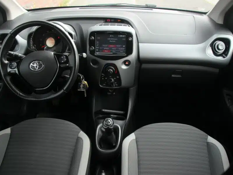 Toyota Aygo 11.2018*Navi*Klima*GrzaneFotele*Kamera*Esp*Led*BT*Alu*Android*GwarVGS II (2014-)