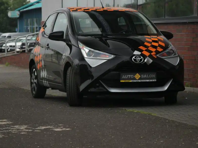 Toyota Aygo 11.2018*Navi*Klima*GrzaneFotele*Kamera*Esp*Led*BT*Alu*Android*GwarVGS II (2014-)