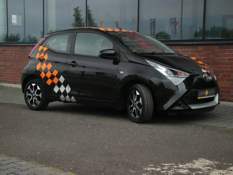 Toyota Aygo 11.2018*Navi*Klima*GrzaneFotele*Kamera*Esp*Led*BT*Alu*Android*GwarVGS II (2014-)