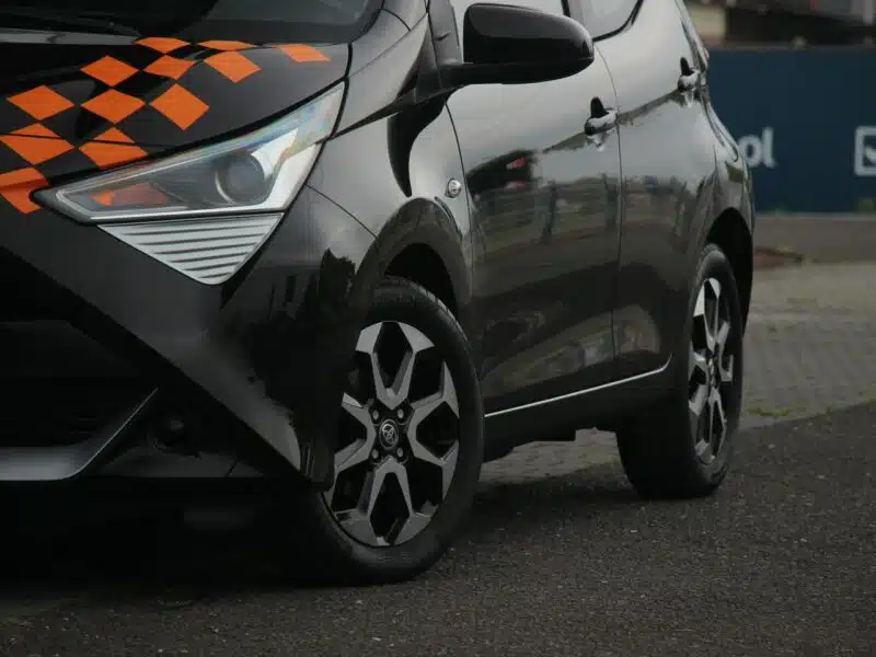 Toyota Aygo 11.2018*Navi*Klima*GrzaneFotele*Kamera*Esp*Led*BT*Alu*Android*GwarVGS II (2014-)