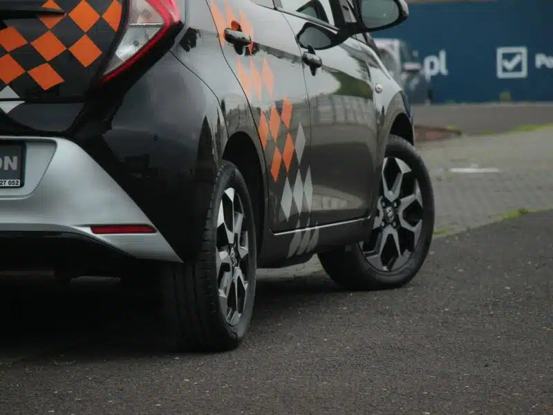 Toyota Aygo 11.2018*Navi*Klima*GrzaneFotele*Kamera*Esp*Led*BT*Alu*Android*GwarVGS II (2014-)