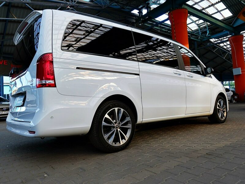 Mercedes V 300 DŁUGI 239KM AIRMATIC 4Matic 7OS. Gwar. FABRYCZNA Kraj 1wł Bezwyp F23% II (2014-)