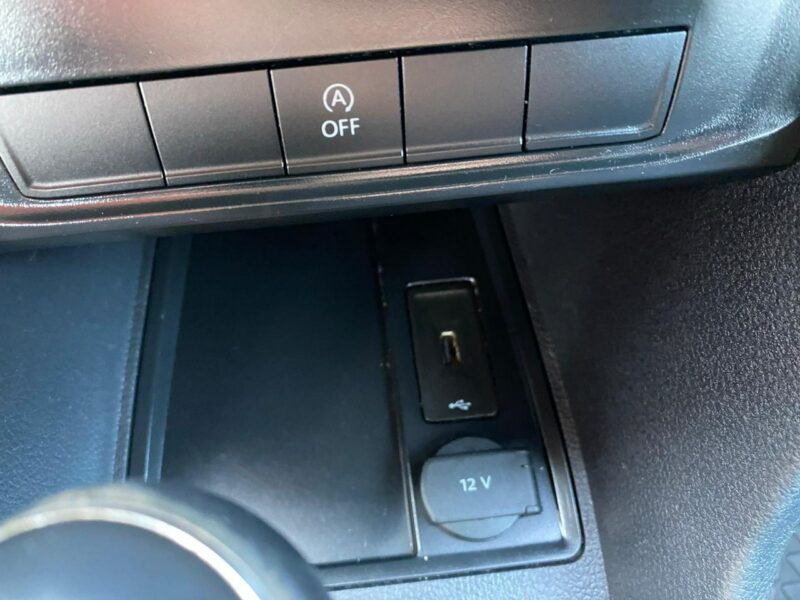 Volkswagen Caddy benzyna z Nową instalacją LPG 5osobowy IV (2015-)