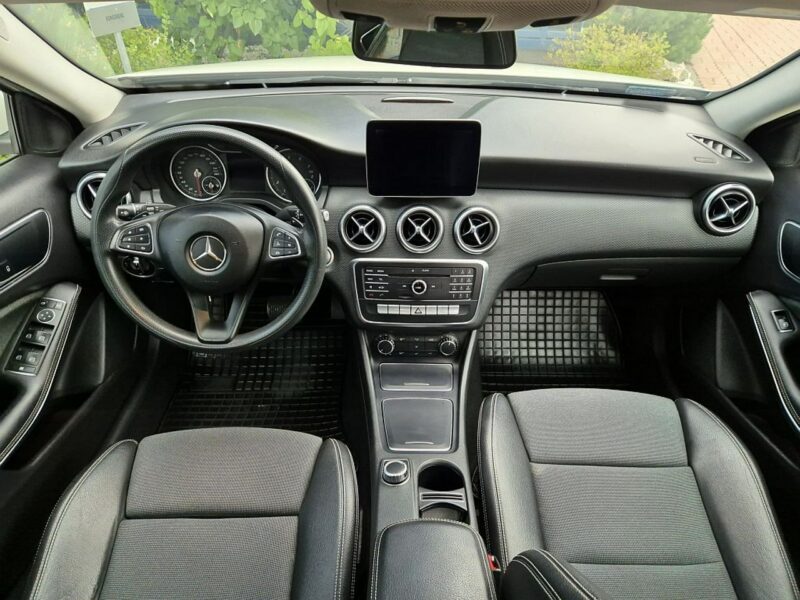Mercedes A 160 1.6 AUTOMAT * GWARANCJA * nawigacja * polski salon * led * warszawa W176 (2012-)