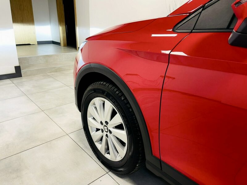 Seat Arona 1.0 TGI*27.000km*XCellence*Klimatronic*Navi GPS*KeyLessGo*FullLed*Temp