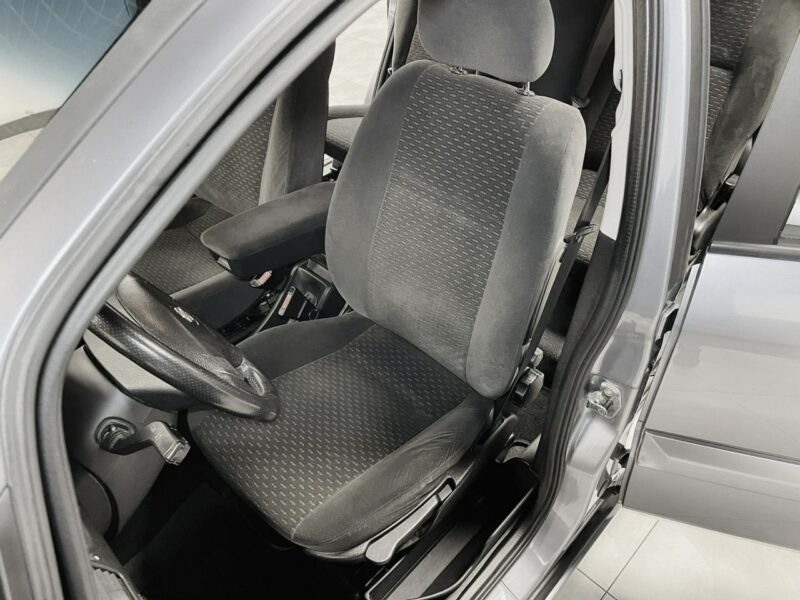 Opel Zafira 1.8 125KM SPORT EDITION*Halogeny*ALU 17*Klimatronic*Tempomat*Z NIEMIEC A (1999-2005)