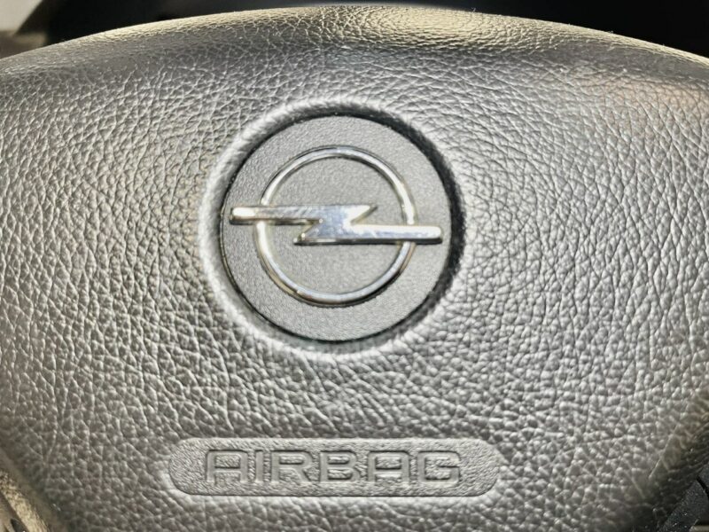Opel Zafira 1.8 125KM SPORT EDITION*Halogeny*ALU 17*Klimatronic*Tempomat*Z NIEMIEC A (1999-2005)