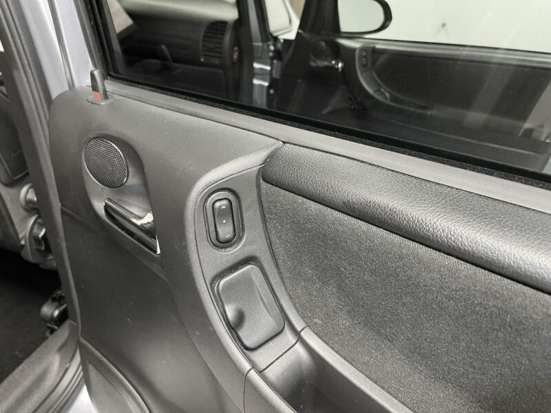 Opel Zafira 1.8 125KM SPORT EDITION*Halogeny*ALU 17*Klimatronic*Tempomat*Z NIEMIEC A (1999-2005)