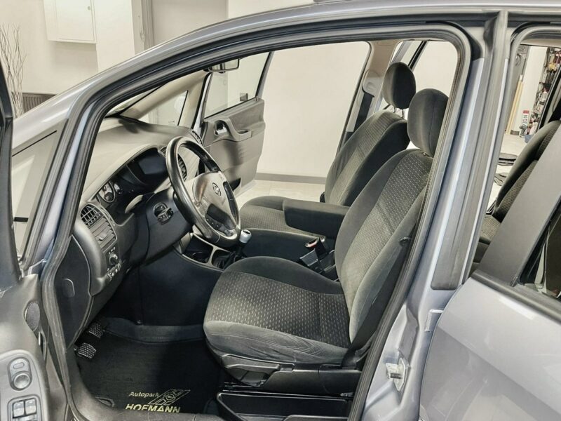 Opel Zafira 1.8 125KM SPORT EDITION*Halogeny*ALU 17*Klimatronic*Tempomat*Z NIEMIEC A (1999-2005)