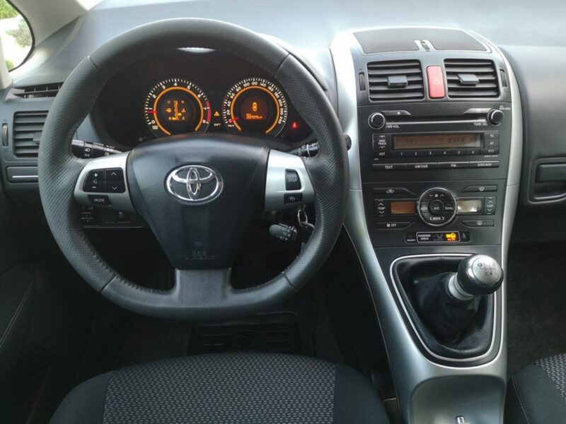 Toyota Auris 1.6 Benzyna 132KM Klimatr LIFT Isofix Tempomat Servis Gwarancja I (2006-2012)