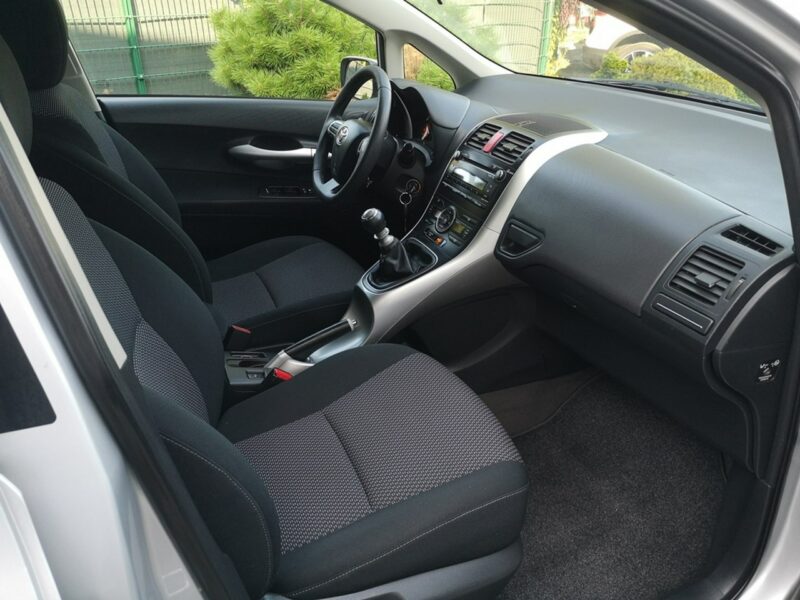 Toyota Auris 1.6 Benzyna 132KM Klimatr LIFT Isofix Tempomat Servis Gwarancja I (2006-2012)